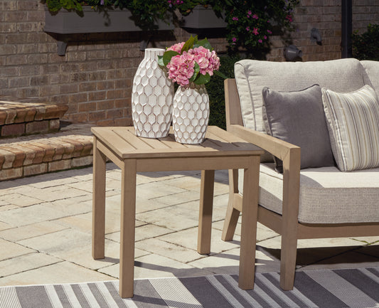 Auburndale Furniture Outlet - Ashley Furniture - Hallow Creek Outdoor - Rectangular Cocktail Table / Driftwood - P560-701