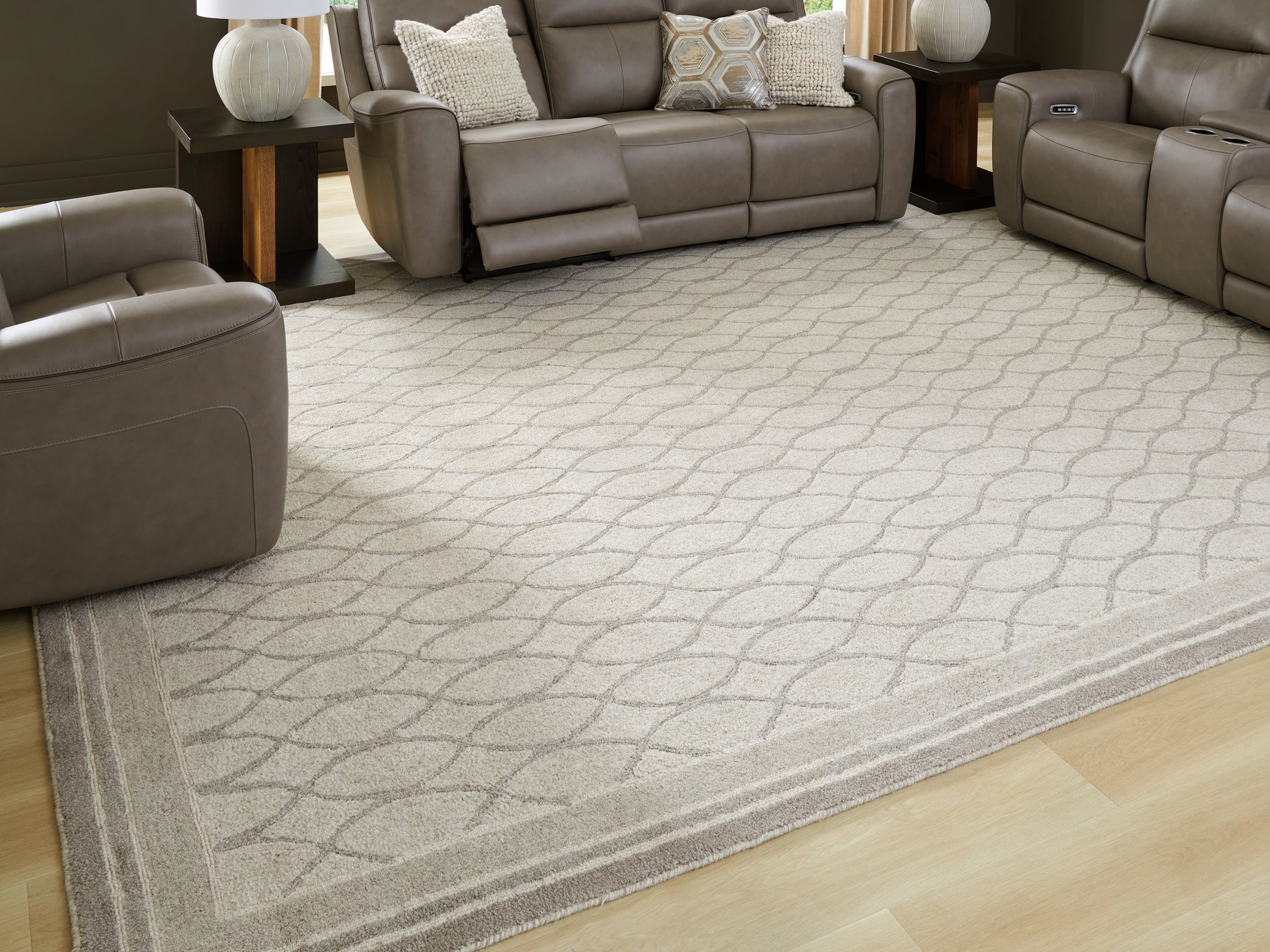 Auburndale Furniture Outlet - Ashley Furniture - Wimney Rug - Medium Rug / Gray - R407282