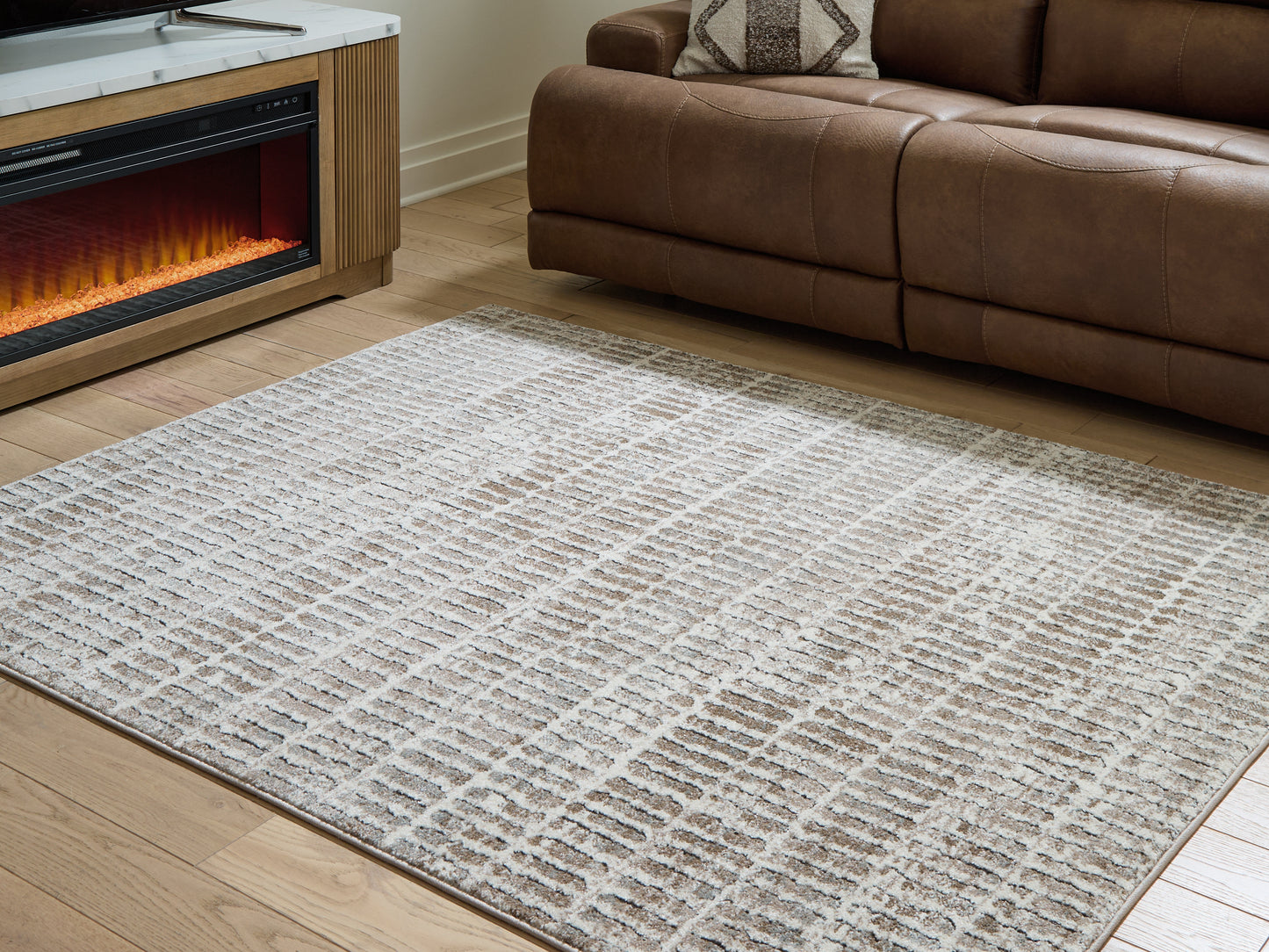 Auburndale Furniture Outlet - Ashley Furniture - Fuadwick Rug - 7'10" x 10' Area Rug / Multi - R407691