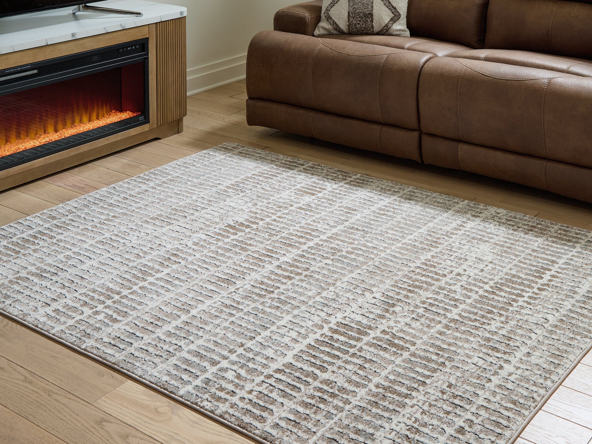 Auburndale Furniture Outlet - Ashley Furniture - Fuadwick Rug - 7'10" x 10' Area Rug / Multi - R407691