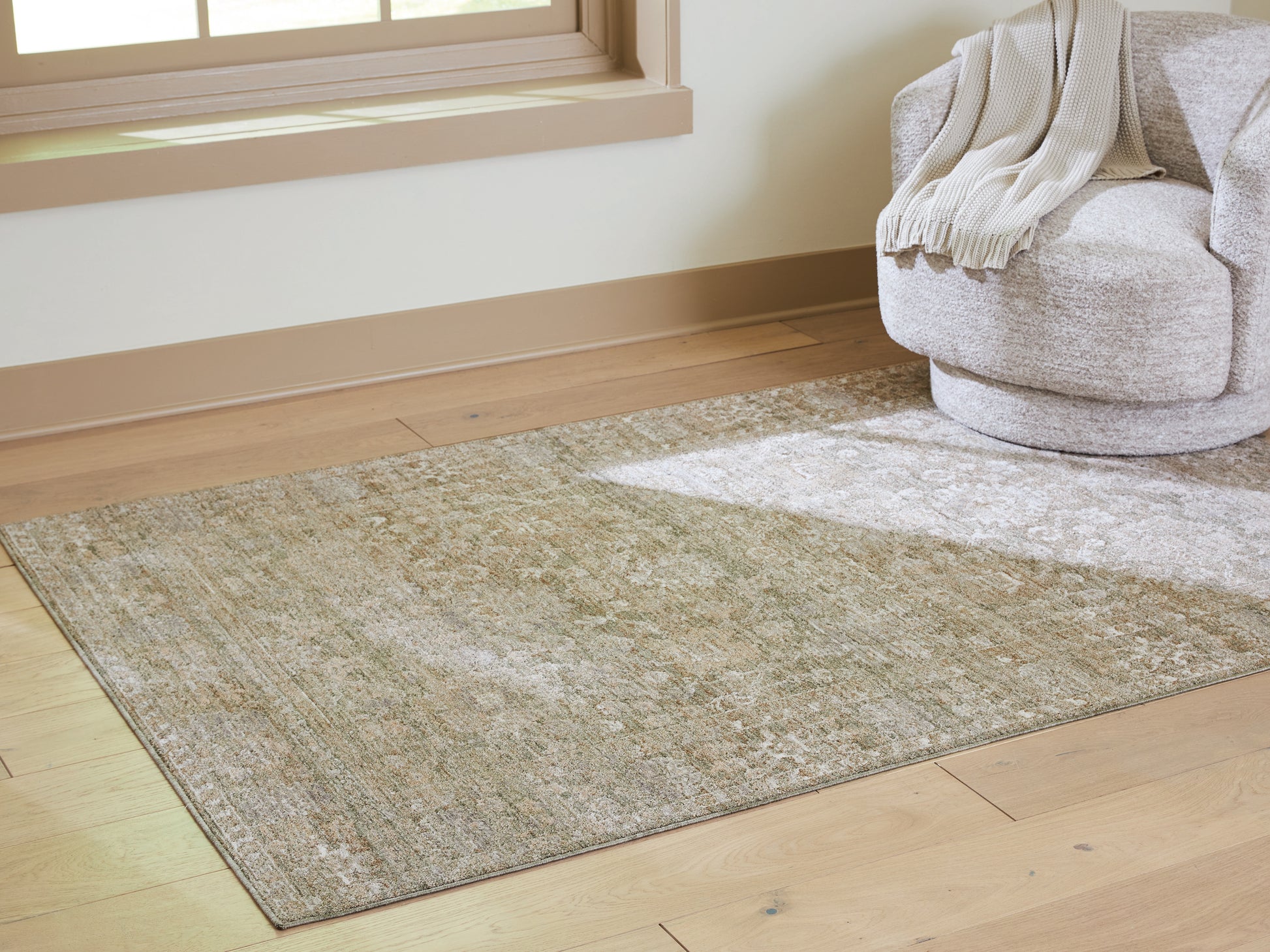 Auburndale Furniture Outlet - Ashley Furniture - Neroham Rug - Medium Rug - R408032