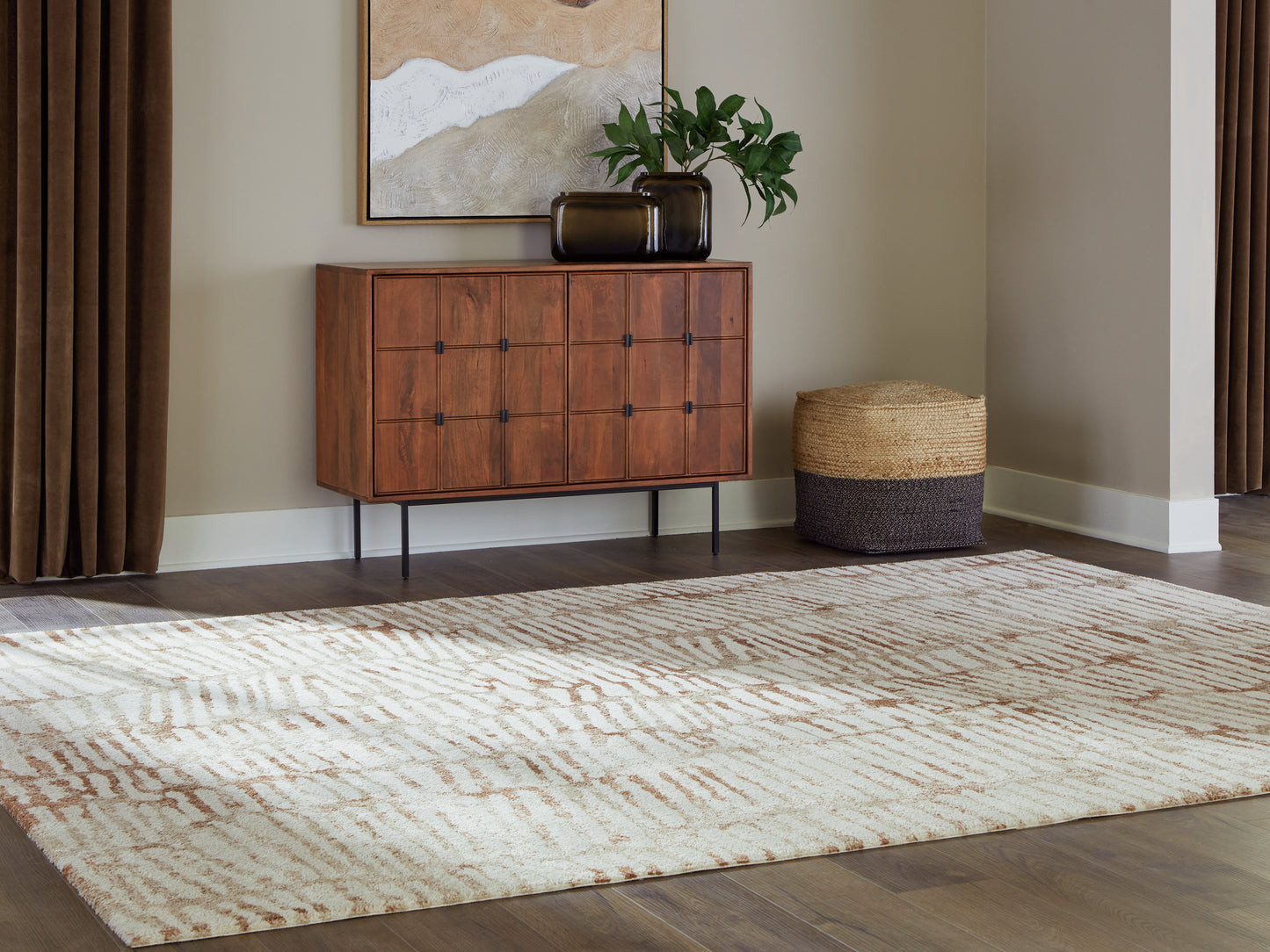 Auburndale Furniture Outlet - Ashley Furniture - Uduak Rug - Large Rug / Cream/Tan/Rust - R408111