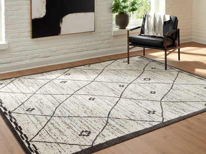 Auburndale Furniture Outlet - Ashley Furniture - Fenriston Rug - Large Rug / Cream/Black - R408301