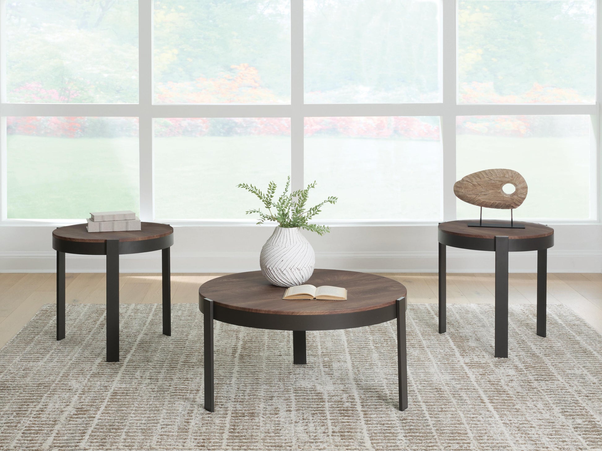 Auburndale Furniture Outlet - Ashley Furniture - Horizon Hills Table (Set of 3) - Occasional Table Set (3/CN) - T186-13