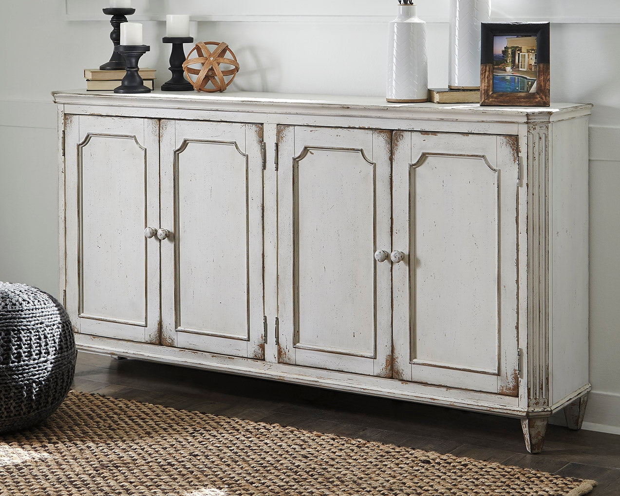 Auburndale Furniture Outlet - Ashley Furniture - Mirimyn Accent Cabinet - Accent Cabinet / Antique White - T505-560