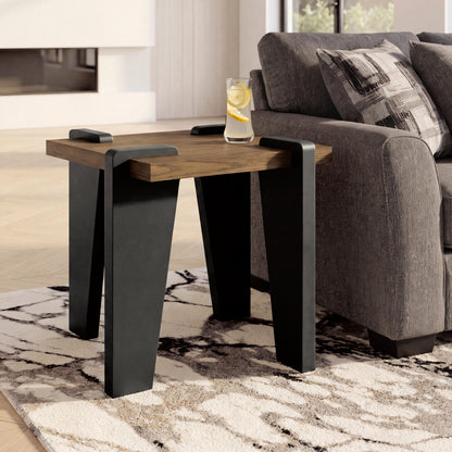 Auburndale Furniture Outlet - Ashley Furniture - Weathermore End Table - Square End Table - T531-2