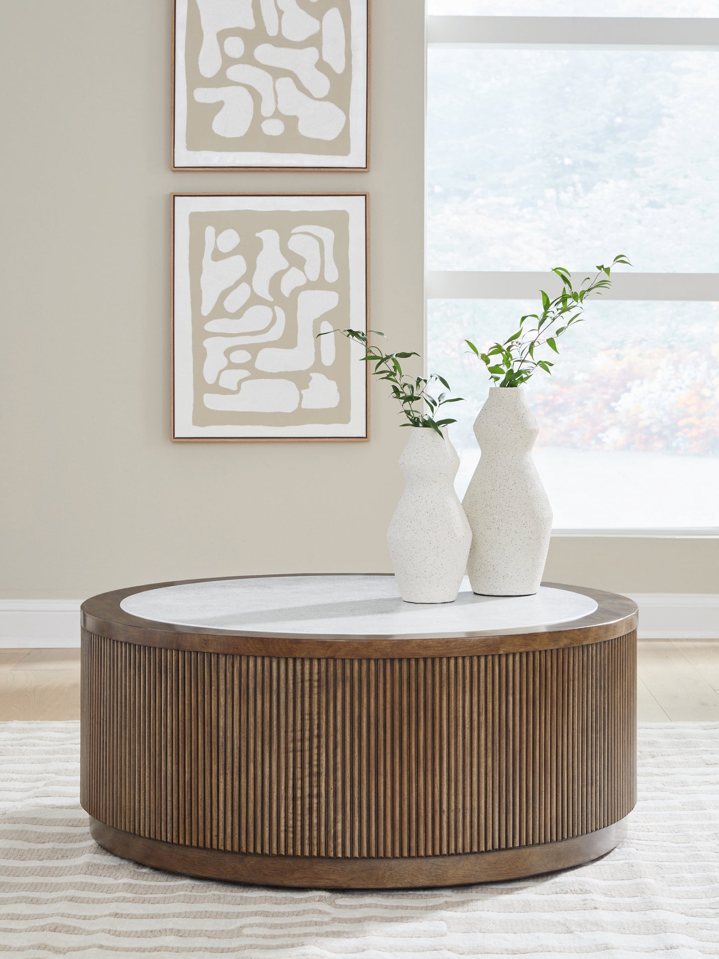 Auburndale Furniture Outlet - Ashley Furniture - Hadonna Coffee Table - Round Cocktail Table - T658-8