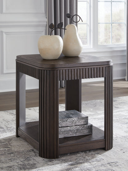 Auburndale Furniture Outlet - Ashley Furniture - Carlibrie End Table - Rectangular End Table / Warm Brown - T700-3